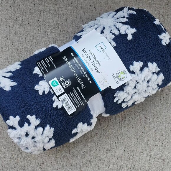 Mainstay Sherpa Throw Light Weight Year Round Warmth & Comfort 50X60 in NWT - Picture 11 of 11
